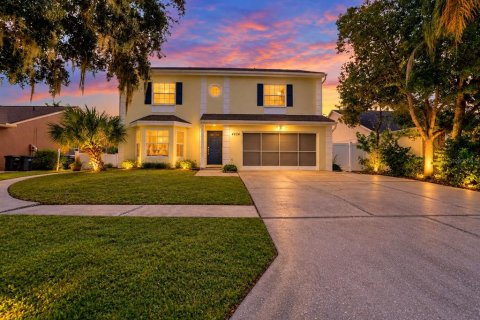 Villa ou maison à New Port Richey, Floride 4 chambres, 264.21 m2 № 2419316
