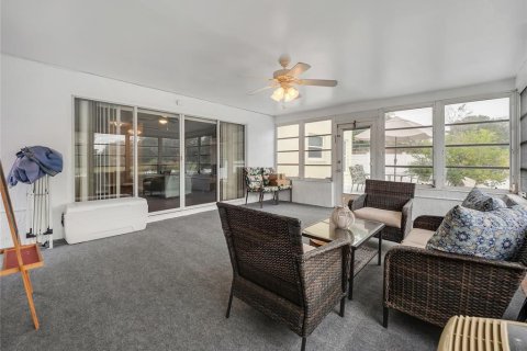Villa ou maison à vendre à New Port Richey, Floride: 4 chambres, 264.21 m2 № 2419316 - photo 11