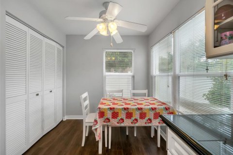Villa ou maison à vendre à New Port Richey, Floride: 4 chambres, 264.21 m2 № 2419316 - photo 9