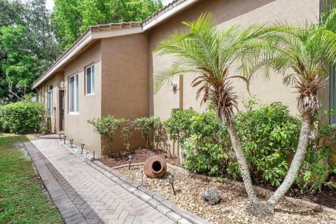 Casa en venta en Coconut Creek, Florida, 3 dormitorios, 145.95 m2 № 2153690 - foto 3