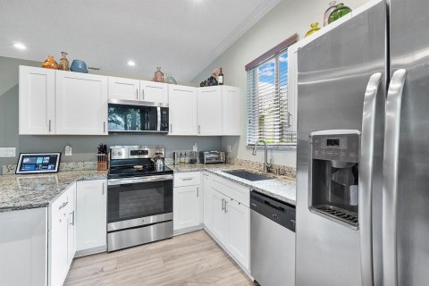 Casa en venta en Coconut Creek, Florida, 3 dormitorios, 145.95 m2 № 2153690 - foto 13