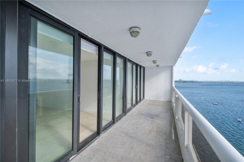 Copropriété à louer à Miami, Floride: 2 chambres, 134.71 m2 № 2015064 - photo 4