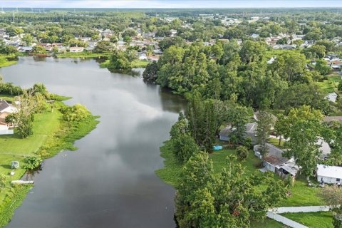 Купить виллу или дом в Нью-Порт-Ричи, Флорида 3 комнаты, 102.75м2, № 1844955 - фото 2
