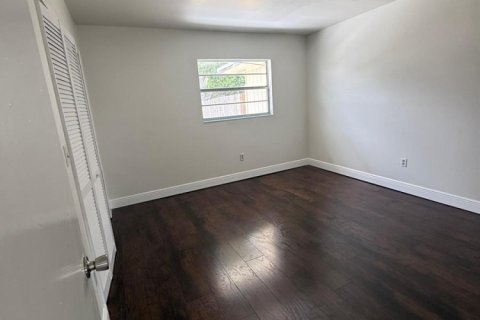 Apartment in St. Lucie, Florida 2 bedrooms, 90.58 sq.m. № 2146724 - photo 4