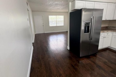 Apartment in St. Lucie, Florida 2 bedrooms, 90.58 sq.m. № 2146724 - photo 3