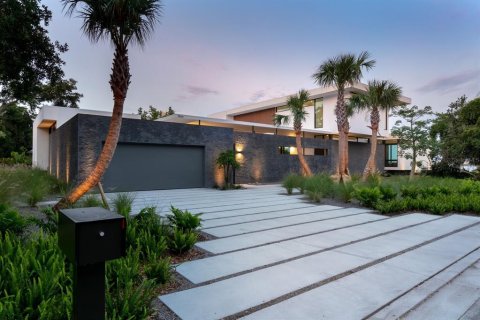 Villa ou maison à vendre à Sarasota, Floride: 5 chambres, 374.49 m2 № 2218357 - photo 2