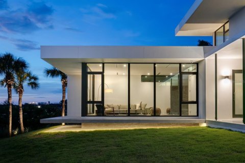 Villa ou maison à vendre à Sarasota, Floride: 5 chambres, 374.49 m2 № 2218357 - photo 18