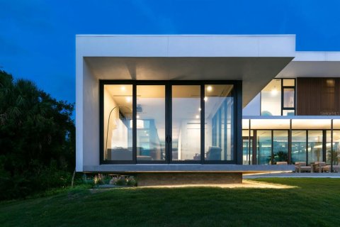 Villa ou maison à vendre à Sarasota, Floride: 5 chambres, 374.49 m2 № 2218357 - photo 15