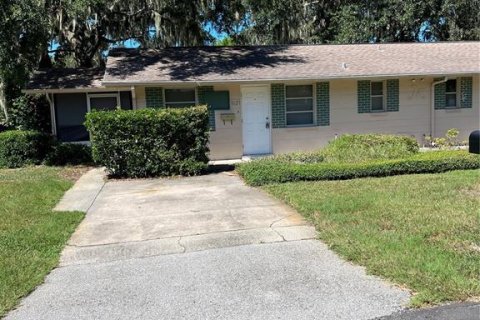 Apartamento en alquiler en New Port Richey, Florida, 1 dormitorio, 106.28 m2 № 1904515 - foto 1