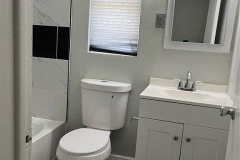 Apartamento en alquiler en New Port Richey, Florida, 1 dormitorio, 106.28 m2 № 1904515 - foto 9