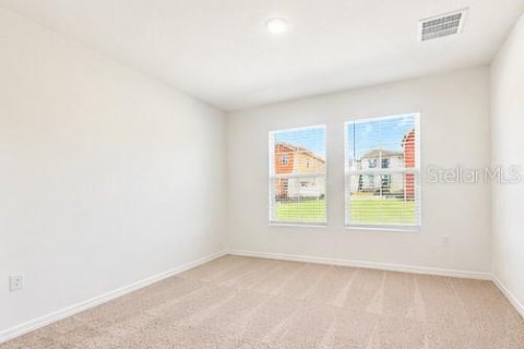 Villa ou maison à louer à Haines City, Floride: 5 chambres, 229.47 m2 № 2396964 - photo 9