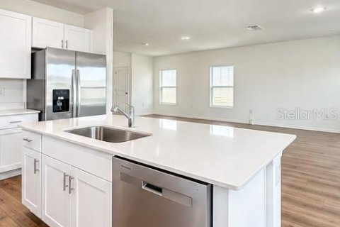 Villa ou maison à louer à Haines City, Floride: 5 chambres, 229.47 m2 № 2396964 - photo 3