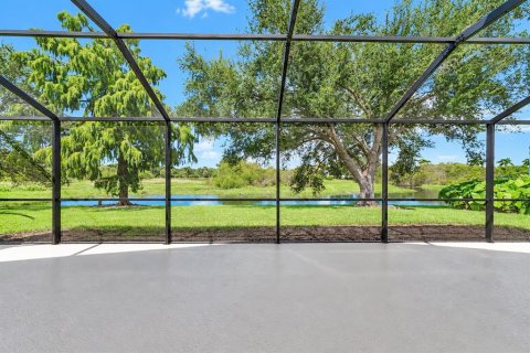 Casa en venta en Sarasota, Florida, 3 dormitorios, 169.27 m2 № 2387338 - foto 4
