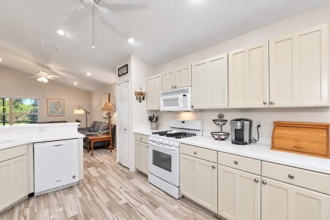 Casa en venta en Sarasota, Florida, 3 dormitorios, 169.27 m2 № 2387338 - foto 10