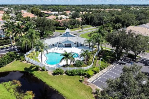 Casa en venta en Sarasota, Florida, 3 dormitorios, 169.27 m2 № 2387338 - foto 2