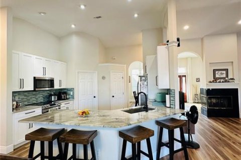 House in Longwood, Florida 4 bedrooms, 216.74 sq.m. № 2136800 - photo 18