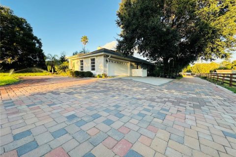 House in Longwood, Florida 4 bedrooms, 216.74 sq.m. № 2136800 - photo 8