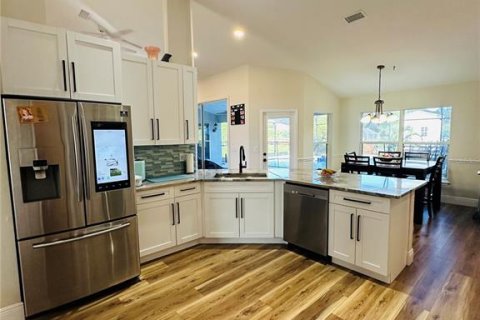 House in Longwood, Florida 4 bedrooms, 216.74 sq.m. № 2136800 - photo 22
