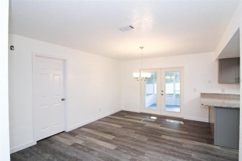 House in Inverness, Florida 3 bedrooms, 144.56 sq.m. № 1800153 - photo 16