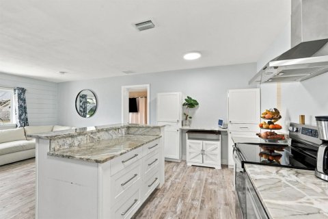 Villa ou maison à vendre à Jupiter, Floride: 3 chambres, 138.98 m2 № 2432304 - photo 5