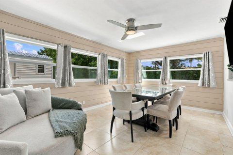 Villa ou maison à vendre à Jupiter, Floride: 3 chambres, 138.98 m2 № 2432304 - photo 6