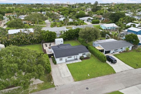 Villa ou maison à vendre à Jupiter, Floride: 3 chambres, 138.98 m2 № 2432304 - photo 21