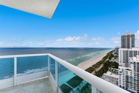 Condo in Miami Beach, Florida, 4 bedrooms № 1970913 - photo 27