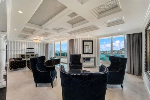 Condo in Miami Beach, Florida, 4 bedrooms № 1970913 - photo 6