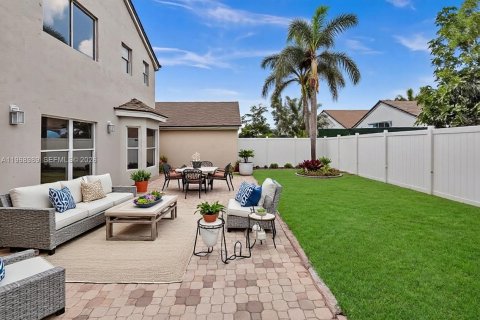 Casa en alquiler en Hollywood, Florida, 5 dormitorios, 187.2 m2 № 2031864 - foto 26