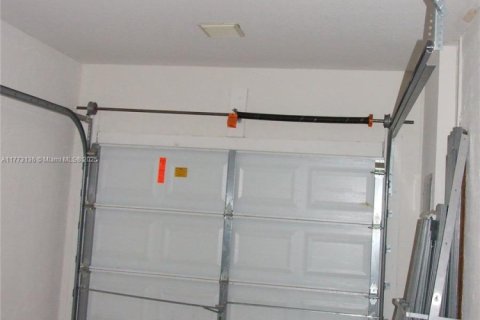 Купить таунхаус в Мирамар, Флорида 3 спальни, 157.93м2, № 1940869 - фото 11