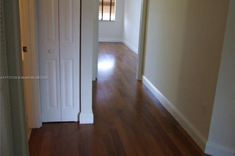 Купить таунхаус в Мирамар, Флорида 3 спальни, 157.93м2, № 1940869 - фото 14