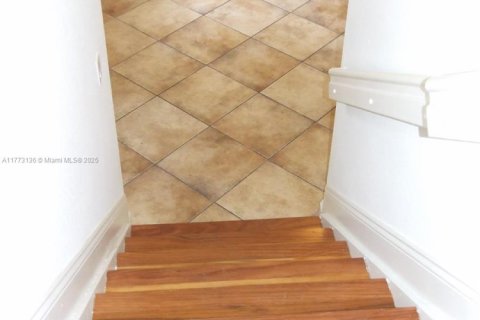 Купить таунхаус в Мирамар, Флорида 3 спальни, 157.93м2, № 1940869 - фото 5