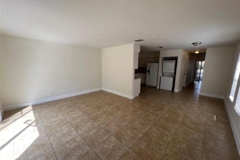 Immobilier commercial à vendre à Coral Springs, Floride: 631.74 m2 № 2267897 - photo 25