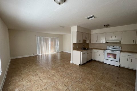 Immobilier commercial à vendre à Coral Springs, Floride: 631.74 m2 № 2267897 - photo 24