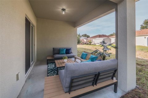 Villa ou maison à louer à Poinciana, Floride: 4 chambres, 159.79 m2 № 2145159 - photo 22