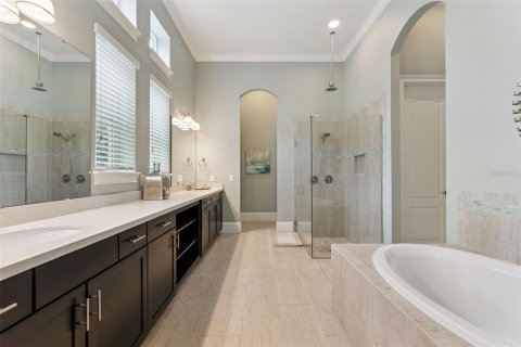 Villa ou maison à vendre à Orlando, Floride: 5 chambres, 388.52 m2 № 2339241 - photo 24