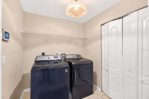 House in Ocala, Florida 3 bedrooms, 157.66 sq.m. № 2223391 - photo 19