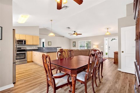 House in Ocala, Florida 3 bedrooms, 157.66 sq.m. № 2223391 - photo 18