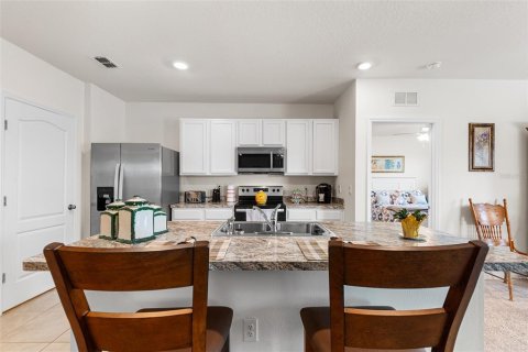 House in Haines City, Florida 3 bedrooms, 160.26 sq.m. № 1870126 - photo 7
