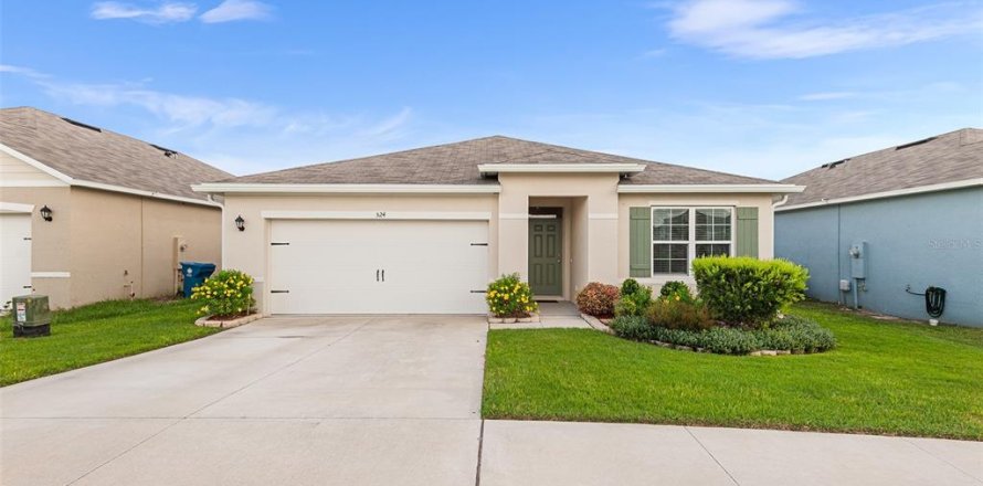 House in Haines City, Florida 3 bedrooms, 160.26 sq.m. № 1870126