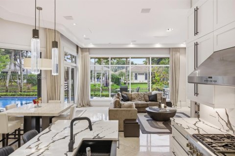 Casa en venta en Plantation, Florida, 5 dormitorios, 461.45 m2 № 2060724 - foto 21