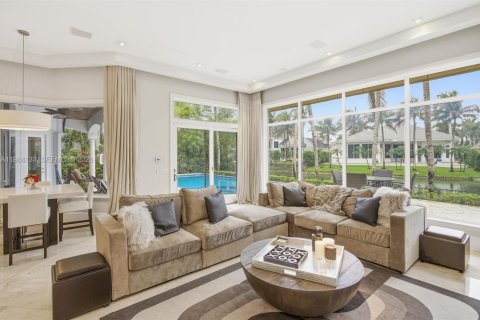 Casa en venta en Plantation, Florida, 5 dormitorios, 461.45 m2 № 2060724 - foto 16