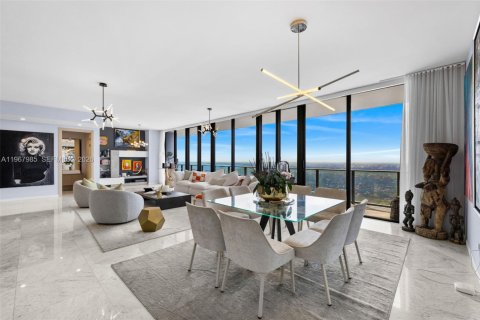Condominio en venta en Miami, Florida, 3 dormitorios, 224.64 m2 № 2030334 - foto 6