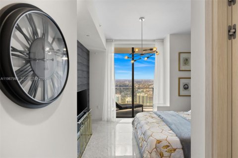 Condominio en venta en Miami, Florida, 3 dormitorios, 224.64 m2 № 2030334 - foto 30