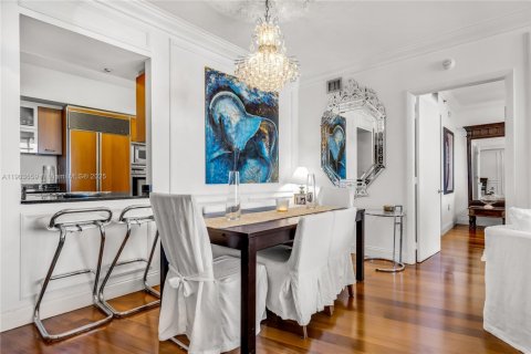 Apartamento en alquiler en Miami Beach, Florida, 2 dormitorios, 133.5 m2 № 2015415 - foto 15