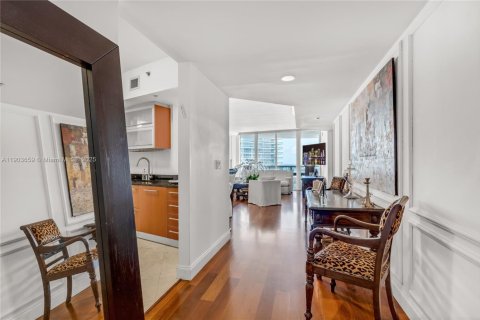 Apartamento en alquiler en Miami Beach, Florida, 2 dormitorios, 133.5 m2 № 2015415 - foto 10
