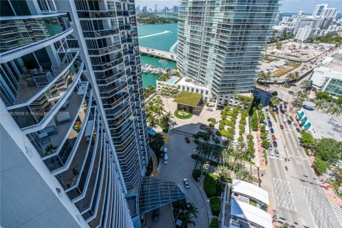 Apartamento en alquiler en Miami Beach, Florida, 2 dormitorios, 133.5 m2 № 2015415 - foto 5
