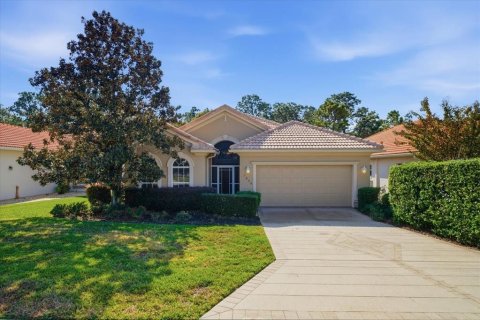 House in Hernando, Florida 3 bedrooms, 175.21 sq.m. № 2166529