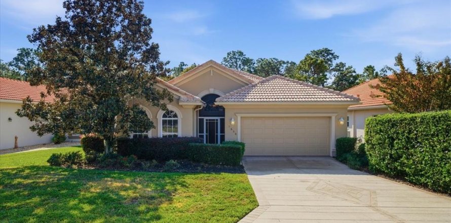 House in Hernando, Florida 3 bedrooms, 175.21 sq.m. № 2166529