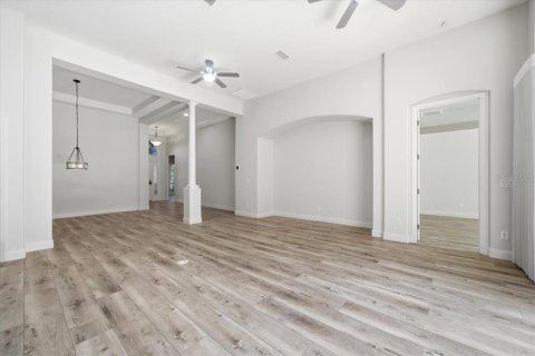 House in Hernando, Florida 3 bedrooms, 175.21 sq.m. № 2166529 - photo 7